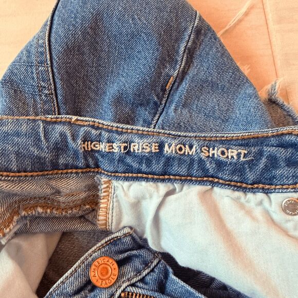 American Eagle Comfort Stretch Waistband Highest Rise Mom Short Distressed Denim - Picture 6 of 11